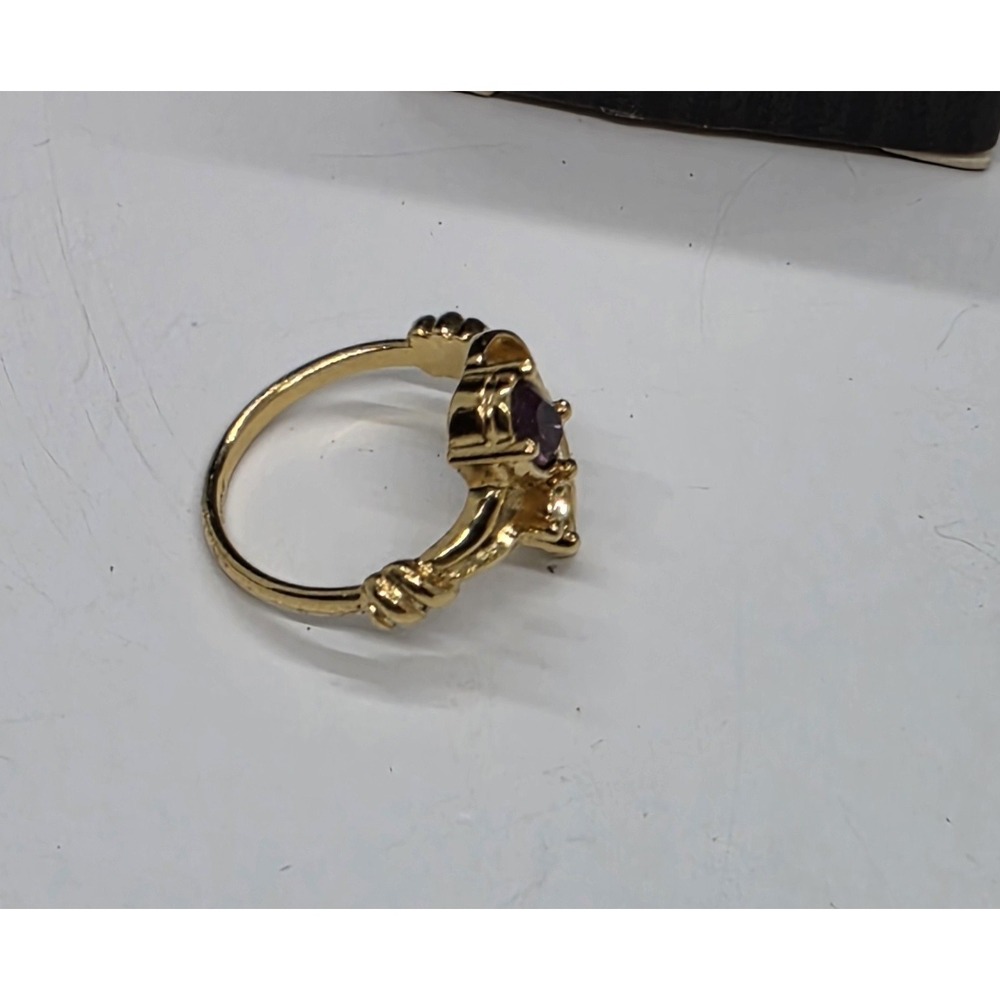 VINTAGE ESTATE AVON FAUX AMETHYST RHINESTONE GOLD TONE COLLECTION RING SIZE 7 - Picture 6 of 9